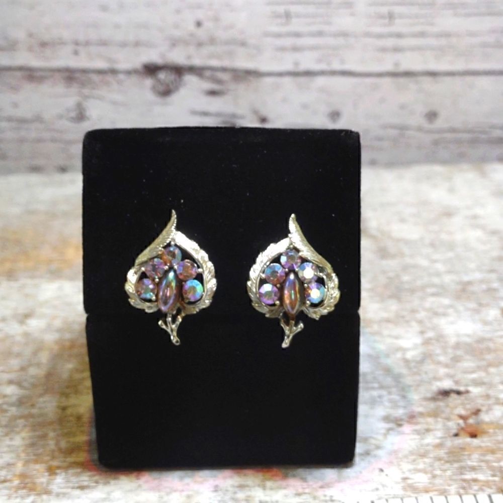 Beaded Coro Silver Tone Clip Earrings.  B1